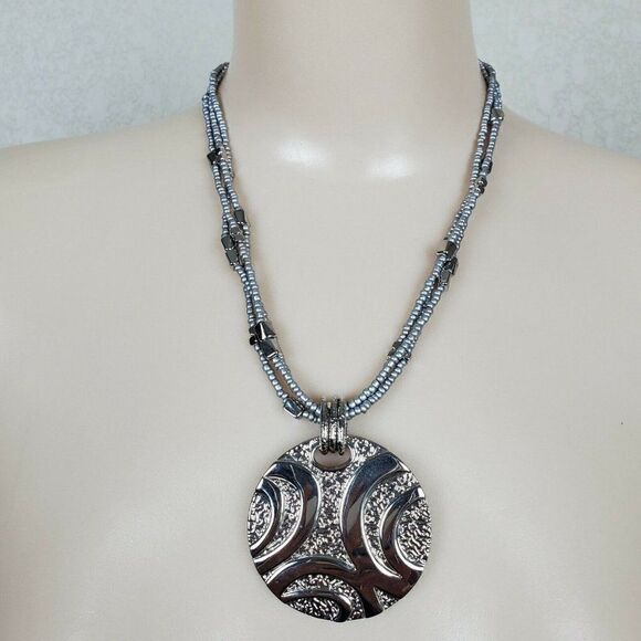 Lia Sophia Jewelry - Lia Sophia Multi-Strand Gray Glass‎ Sead Bead Synergy Pendant Necklace Statement